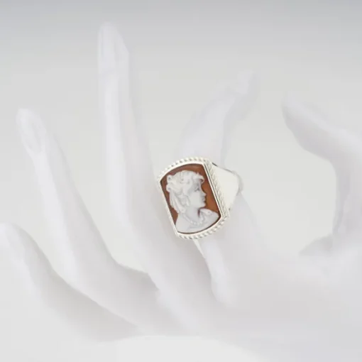 Anello 'Raffaello'