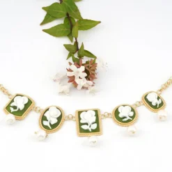 Collana 'Raffaello'