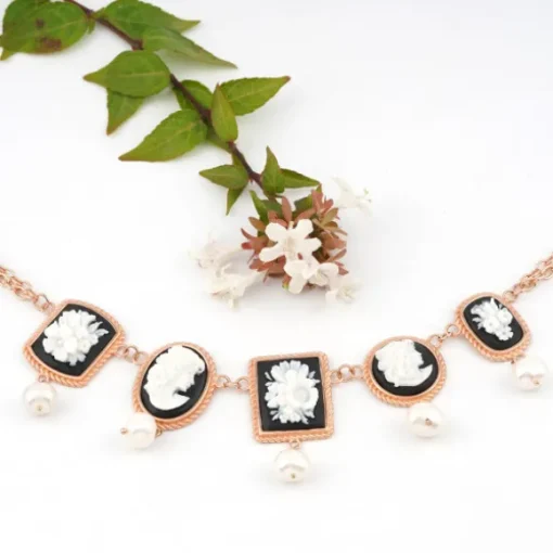 Collana 'Raffaello'